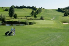 hotel-maximilian-golf-spa-09-brunnwies-golf-course