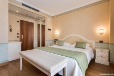 Madrigale-Panoramic-Lifestyle-Hotel-Italie-Gardameer-Costermano-17