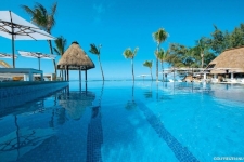 Ambre-Beach-Hotel-Spa-Mauritius-Belle-Mare-12